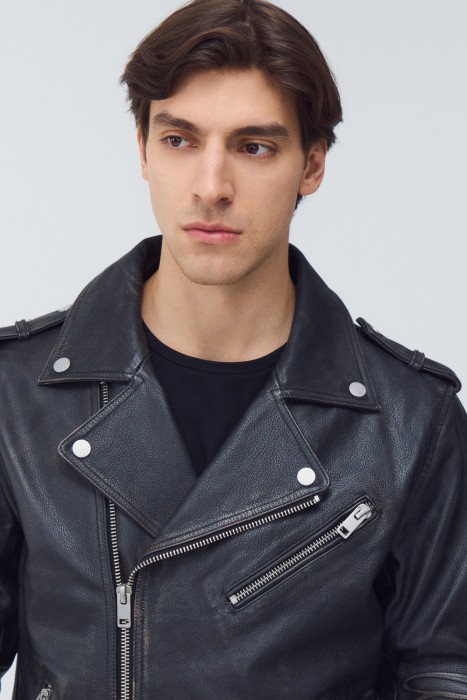 косуха из натуральной кожи из россии вид сбоку