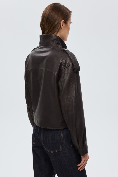 косуха из натуральной кожи по цене 23510 руб вид справа