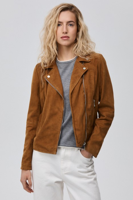 косуха из натуральной кожи от бренда снежная королева вид слева