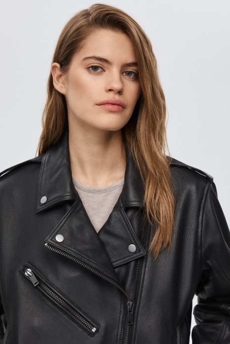 косуха из натуральной кожи из россии вид сбоку