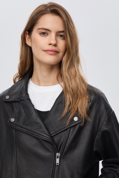 косуха из натуральной кожи из россии вид сбоку