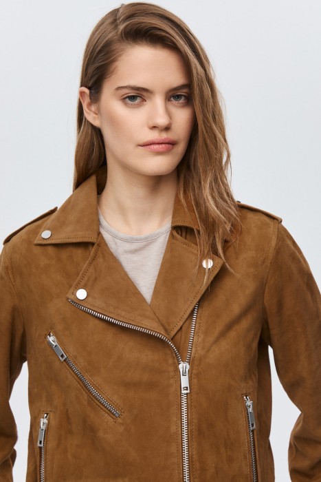 косуха из натуральной кожи из россии вид сбоку