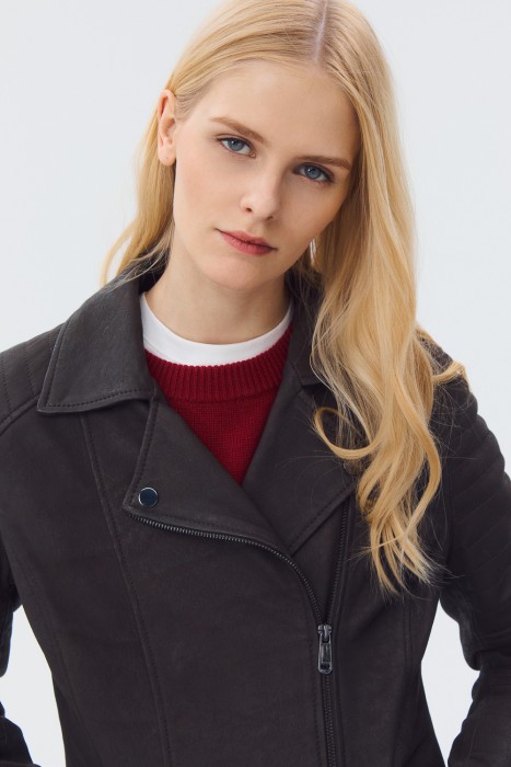 косуха из натуральной кожи из россии вид сбоку