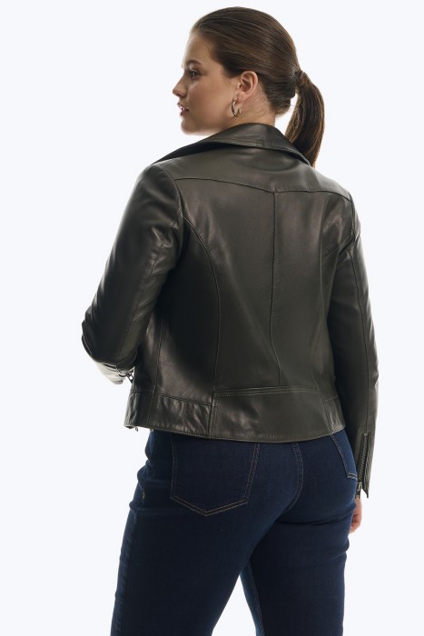 косуха из натуральной кожи по цене 11510 руб вид справа