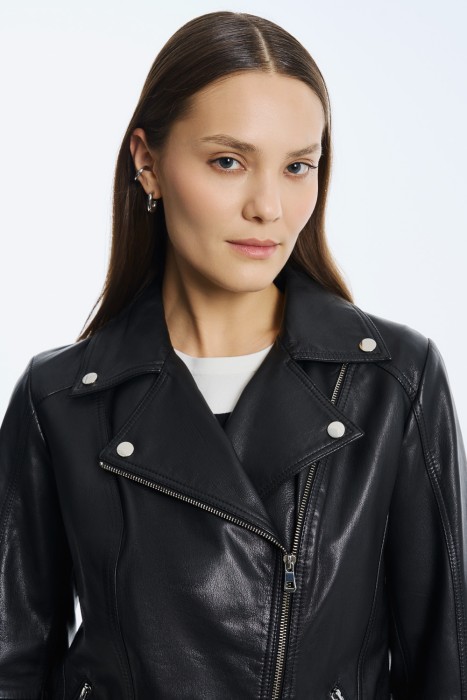 косуха из натуральной кожи из россии вид сбоку