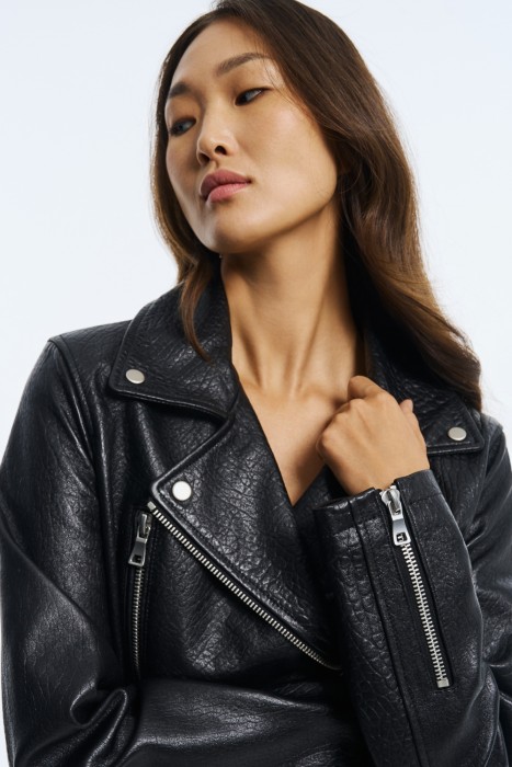 косуха из натуральной кожи из россии вид сбоку