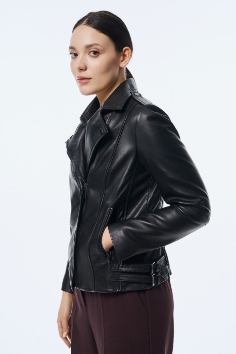 Товар с артикулом 757366003 вид сзади