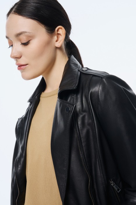 косуха из натуральной кожи из россии вид сбоку