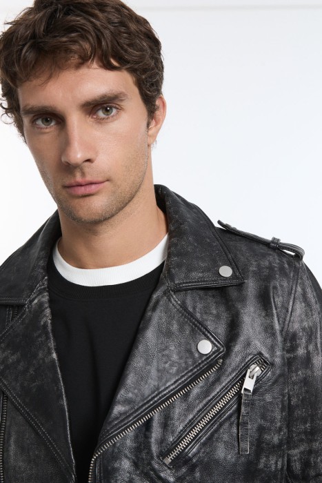 косуха из натуральной кожи из россии вид сбоку