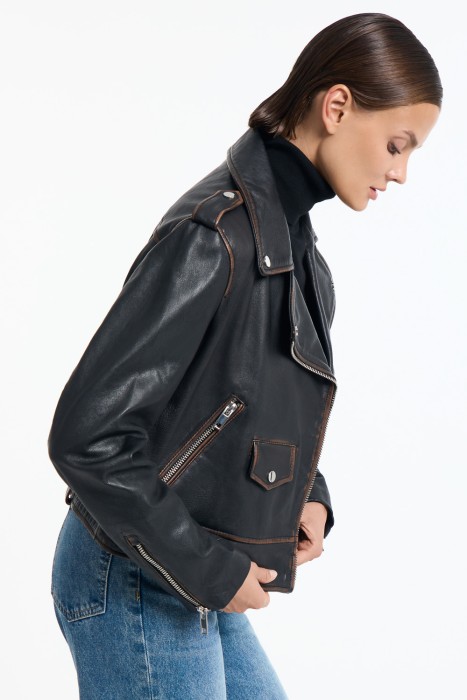 Товар с артикулом 744387003 вид сзади