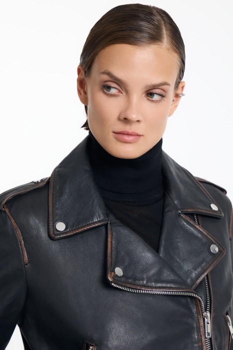 косуха из натуральной кожи из россии вид сбоку