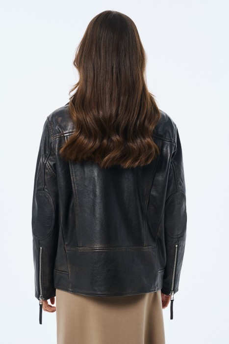 косуха из натуральной кожи по цене 11200 руб вид справа