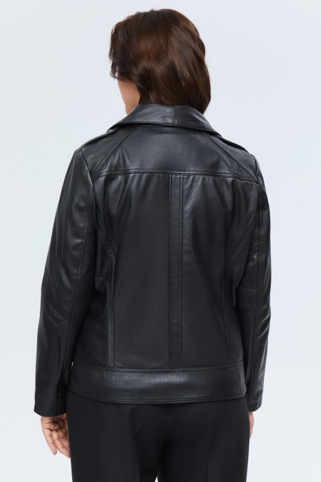 косуха из натуральной кожи по цене 14770 руб вид справа