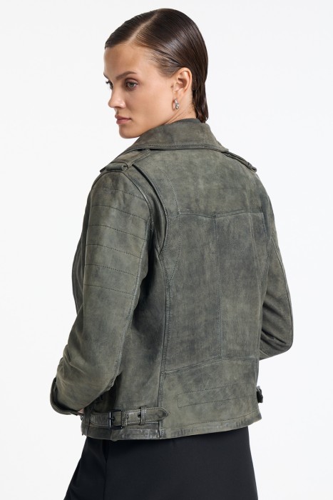 косуха из натуральной кожи из россии вид сбоку