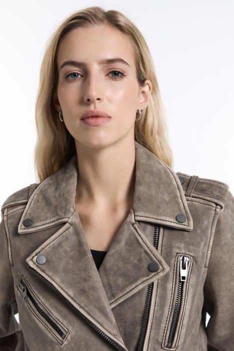 Товар с артикулом 784398003 вид сзади