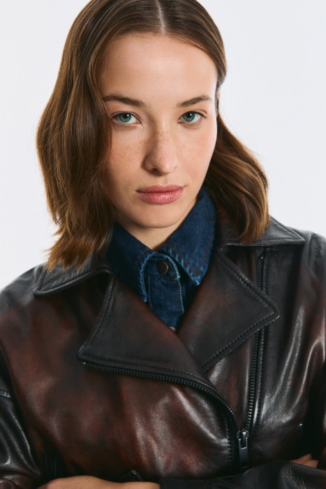 косуха из натуральной кожи из россии вид сбоку