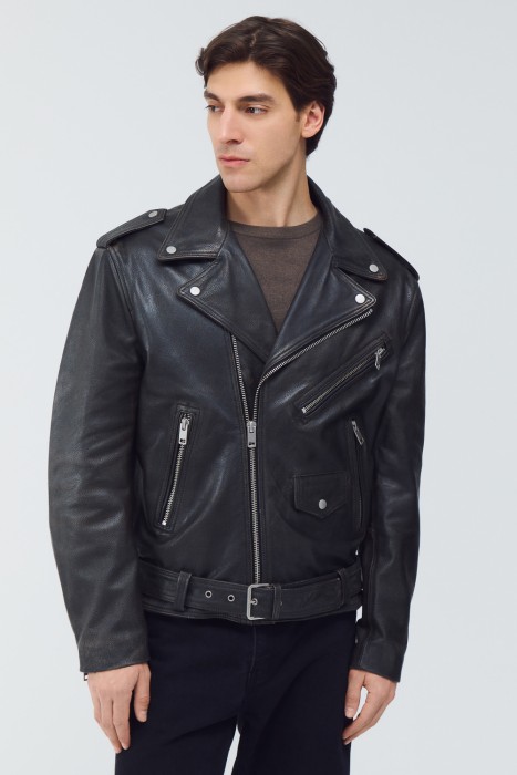 косуха из натуральной кожи от бренда снежная королева вид слева