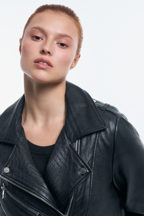 косуха из натуральной кожи из россии вид сбоку