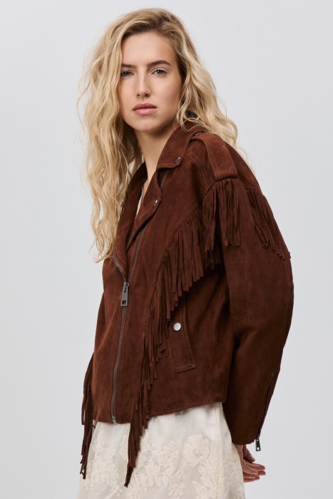 косуха из натуральной замши с бахромой по цене 21490 руб вид справа