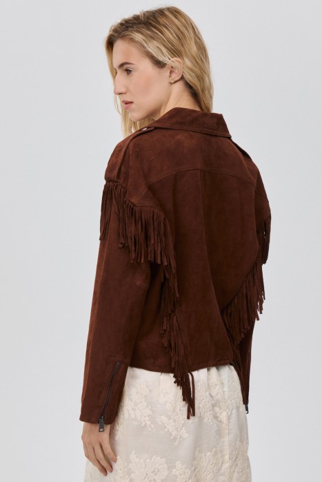 косуха из натуральной замши с бахромой из россии вид сбоку