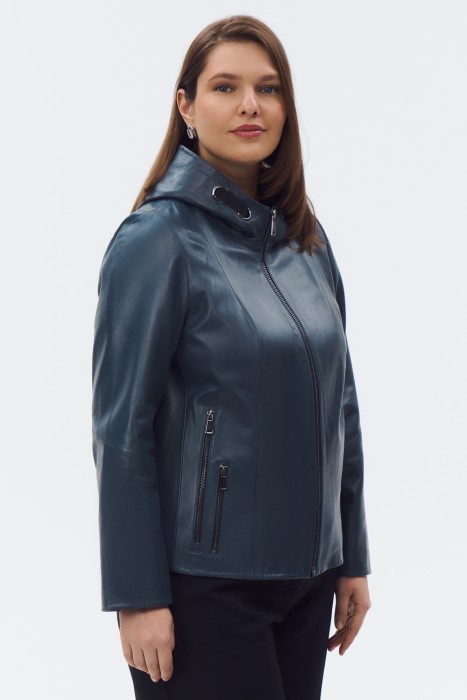 кожаная куртка с капюшоном из россии вид сбоку