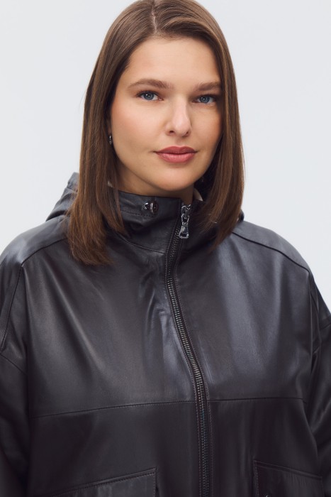 кожаная куртка с капюшоном из россии вид сбоку