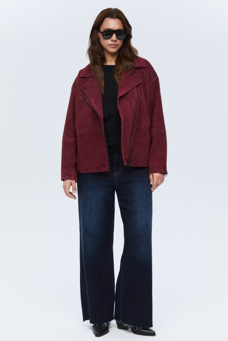 кожаная куртка с поясом от бренда снежная королева вид слева