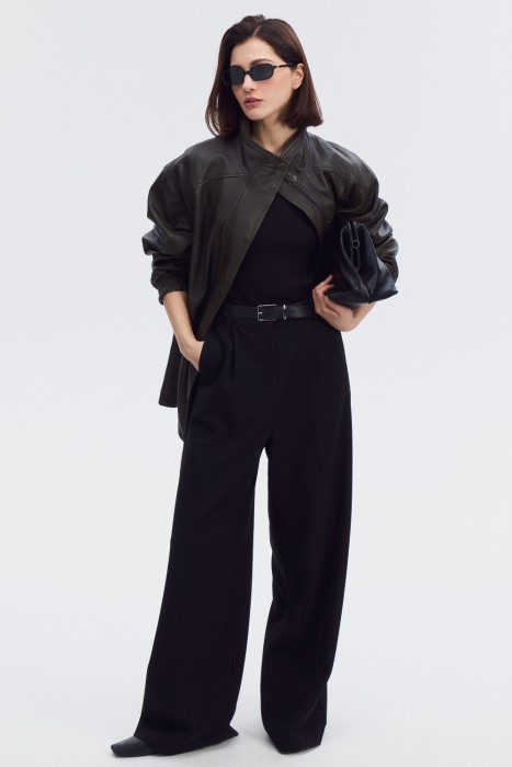 кожаная куртка с ремнем 800919003 фотография