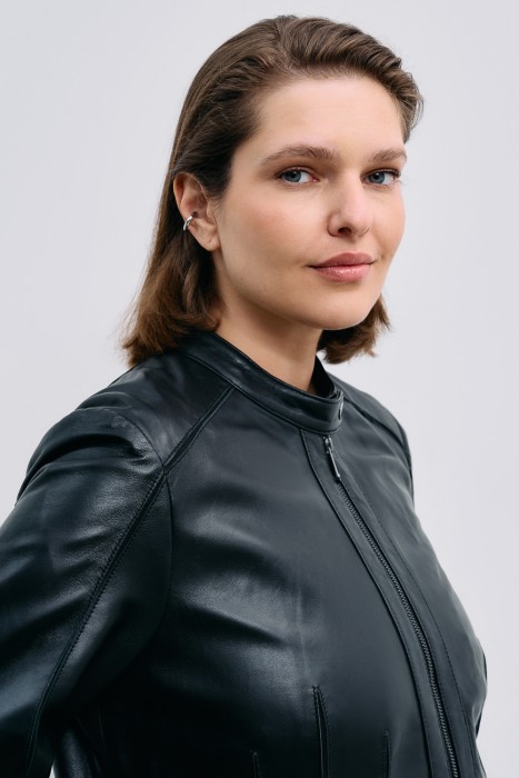 кожаная куртка из россии вид сбоку