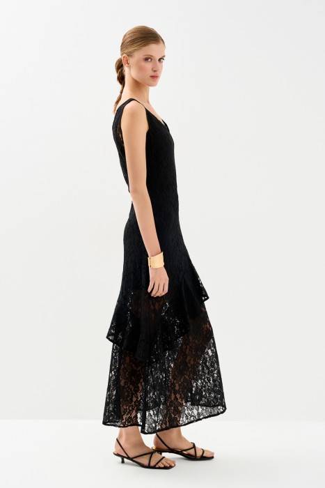 кружевное платье от бренда снежная королева вид слева