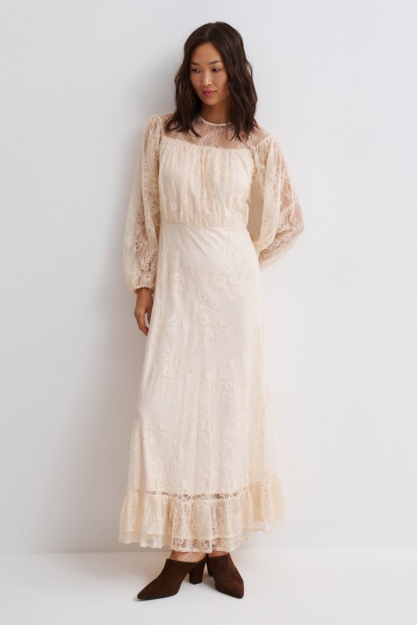 кружевное платье по цене 3690 руб вид справа