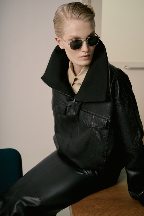 Товар с артикулом 773200003 вид сзади