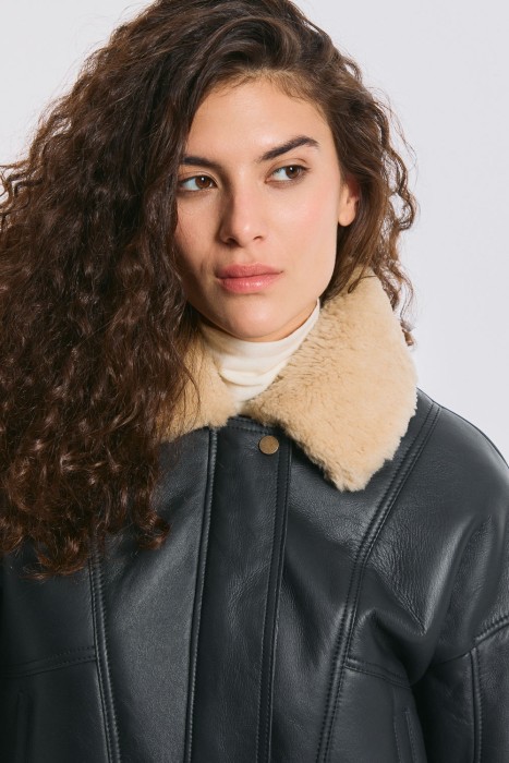 куртка-дубленка из овчины из россии вид сбоку