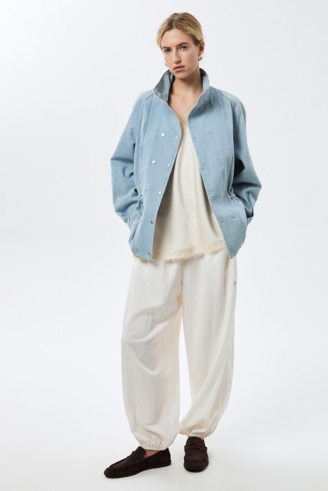 куртка из денима из россии вид сбоку