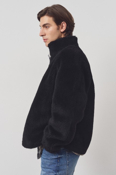 куртка из искусственного меха из россии вид сбоку