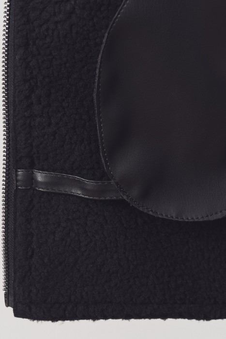 куртка из искусственной кожи по цене 7330 руб вид справа