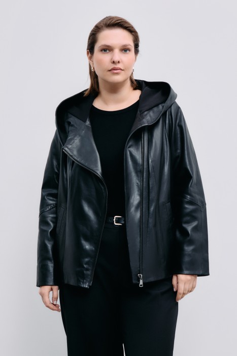 куртка из натуральной кожи с капюшоном от бренда снежная королева вид слева