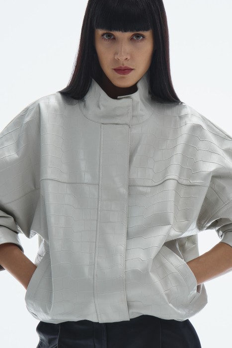 куртка из натуральной кожи с тиснением 812245003 фотография