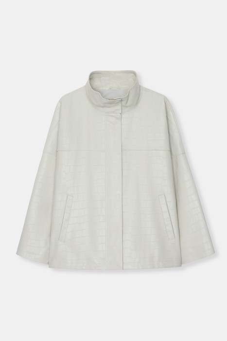 куртка из натуральной кожи с тиснением из россии вид сбоку