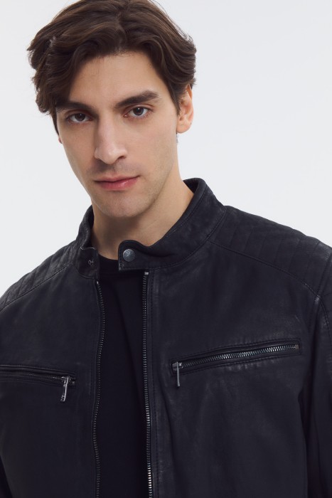 куртка из натуральной кожи из россии вид сбоку