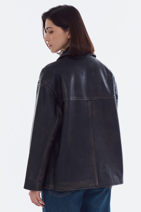 куртка из натуральной кожи по цене 17460 руб вид справа