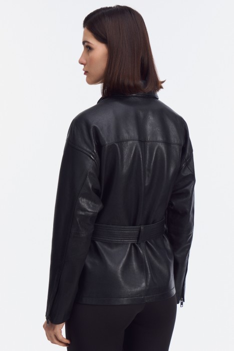 куртка из натуральной кожи по цене 16120 руб вид справа