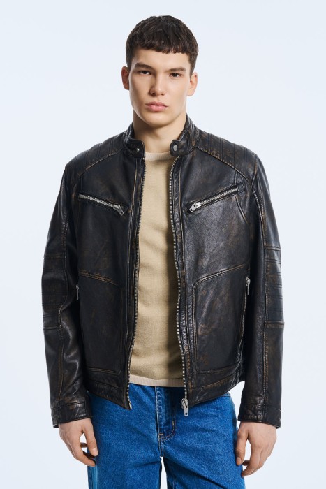 куртка из натуральной кожи от бренда снежная королева вид слева