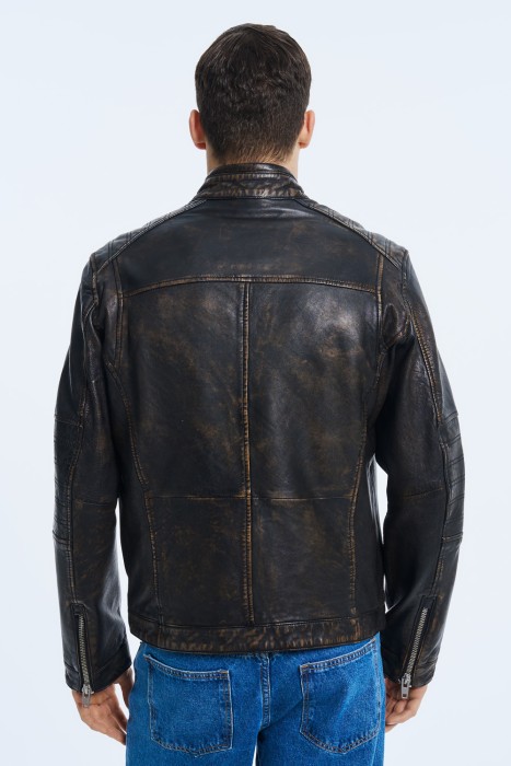 куртка из натуральной кожи по цене 10550 руб вид справа