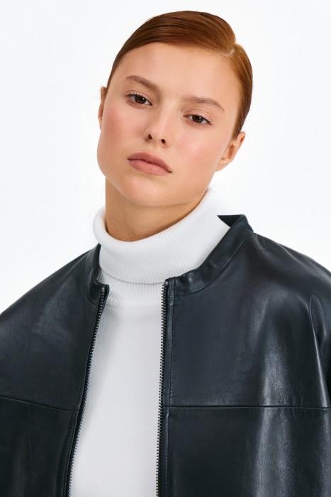 куртка из натуральной кожи из россии вид сбоку