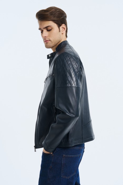 Товар с артикулом 745372003 вид сзади