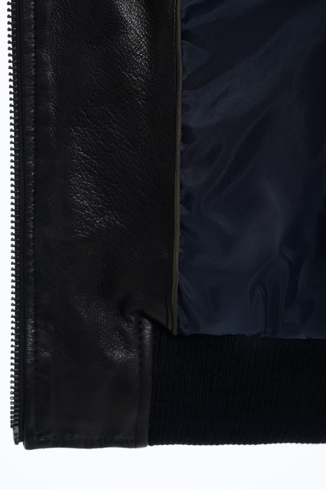 куртка из натуральной кожи от бренда снежная королева вид слева