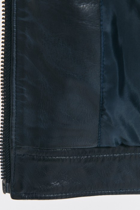 куртка из натуральной кожи из россии вид сбоку