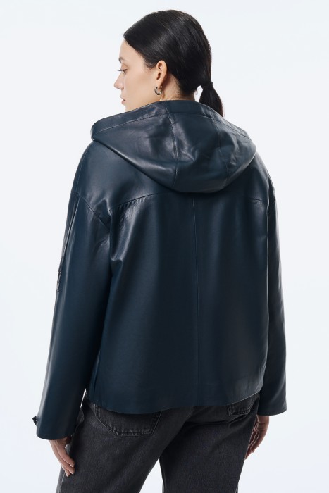 куртка из натуральной кожи по цене 18710 руб вид справа