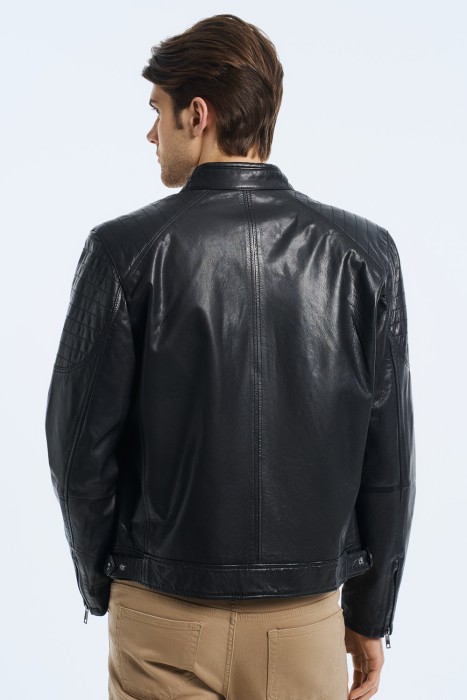 куртка из натуральной кожи по цене 15440 руб вид справа